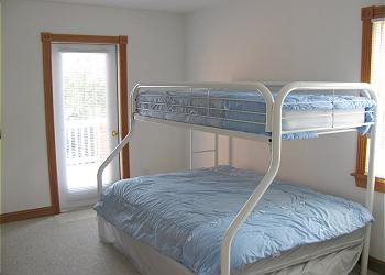 Pyramid Bunk Room