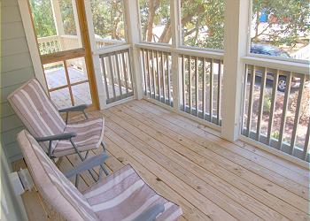 Mid Level Screen in Porch