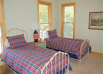 Twin Bedroom