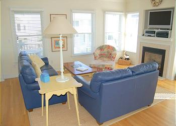 Living room 2