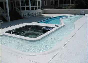 Fountains, Hot Tub and Pool