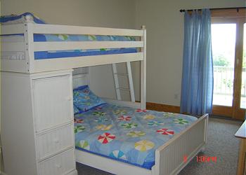 Pyramid Bunk Room