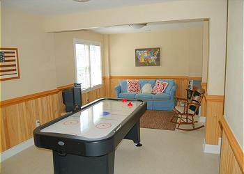 Air Hockey Table