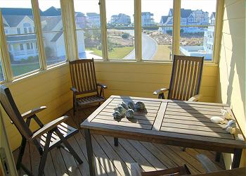 Screened in Porch