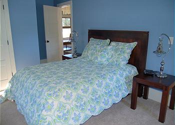 Queen Bedroom