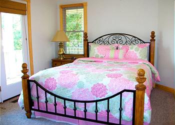 Queen Bedroom