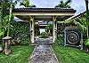 E KOMO MAI' 
ENTRANCE TO ESTATE