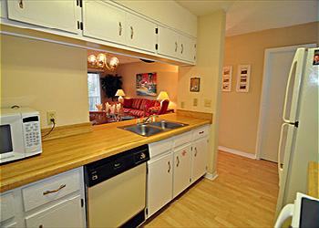 Cassine Garden 115 Kitchen