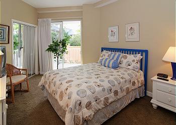 Queen Bedroom ~ Blue Mountain Beach, FL