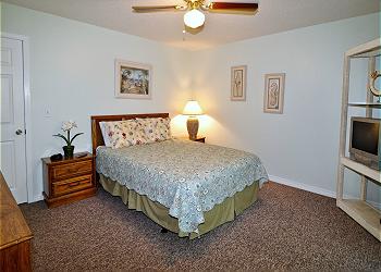 Queen Bedroom