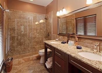 King Bedroom Bath