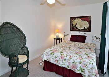 Queen Bedroom