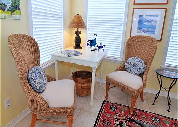 Sitting area in Living Room
