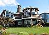 Horizon House - Wow! Complete Luxury right at the Beach!