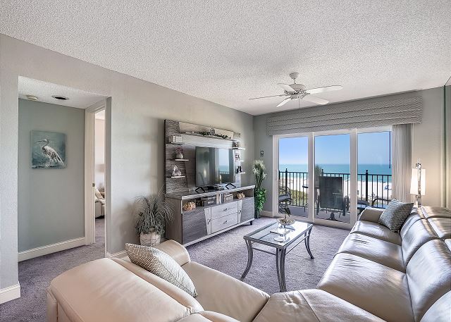 Land's End 404 building 6- Top Floor Picturesque Gulf Views!