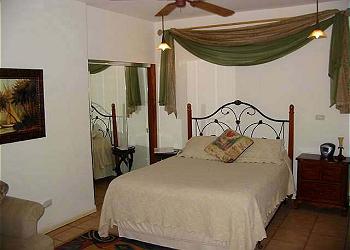  Cabin / Bungalow rental - Interior Photo - Bedroom