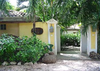  Cabin / Bungalow rental - Exterior Photo - Entrance
