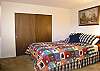 This room has a queen size bed.
