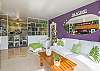 Bayfront Condo with view, pool and jacuzzi-Thumbnail