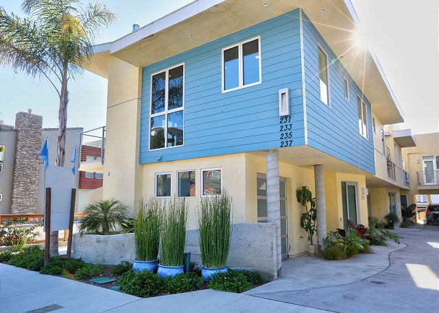 Welcome to Just Beachy. A charming beach condo steps from downtown Avila Beach and the Pacific ocean.