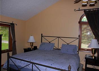Lakeside Retreat - 9
