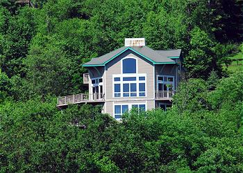Taylor-Made Deep Creek Vacations Special: Tall Castle