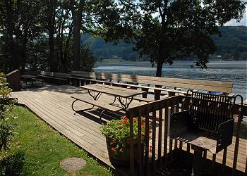 Community picnic area