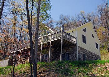 Taylor-Made Deep Creek Vacations Special: Higher Ground (aka Inn the Woods