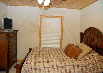 Lakeside Lodge - 6