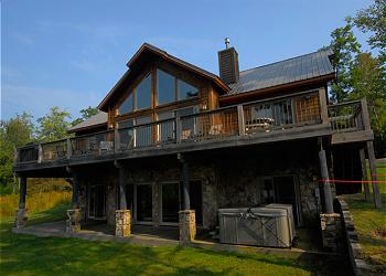 Taylor-Made Deep Creek Vacations Special: Glass Mountain Lodge