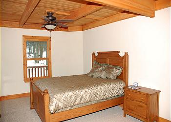 Bear Crossing Chalet - 11