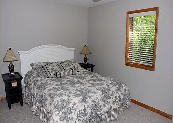 Queen Bedroom