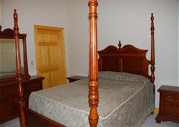 Lakeside Lodge - 9