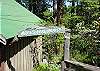 Picturesque Lakefront cabin- deck, kitchen, patio, BBQ, picnic table