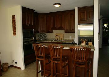 Kahuku Condominium rental - Interior Photo - Kitchen/Bar