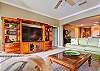 Cinnamon Beach 932, 3 Bedrooms, sleeps 11, HDTV, Wifi, 2 heated pools, spa