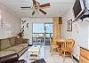 Beachers Lodge 101, Beach Front, Queen Sized Suite, Ground Floor Unit