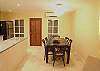 Comfortable dining for 6 guests