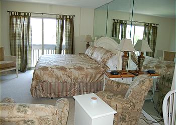 Hilton Head Island Villa rental - Interior Photo - Master Bedroom