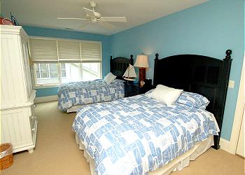 Queen Bedroom