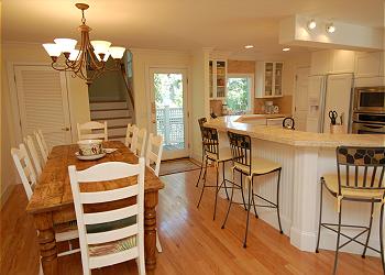 Dining/Kitchen