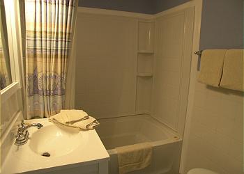 Central Gulf Coast Condominium rental - Interior Photo - Bathroom
