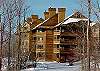 Basin area upscale condo with amazing views, Sports Center, and shuttle
