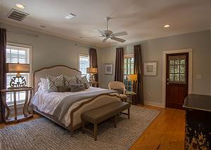Master Bedroom w/ King Bed