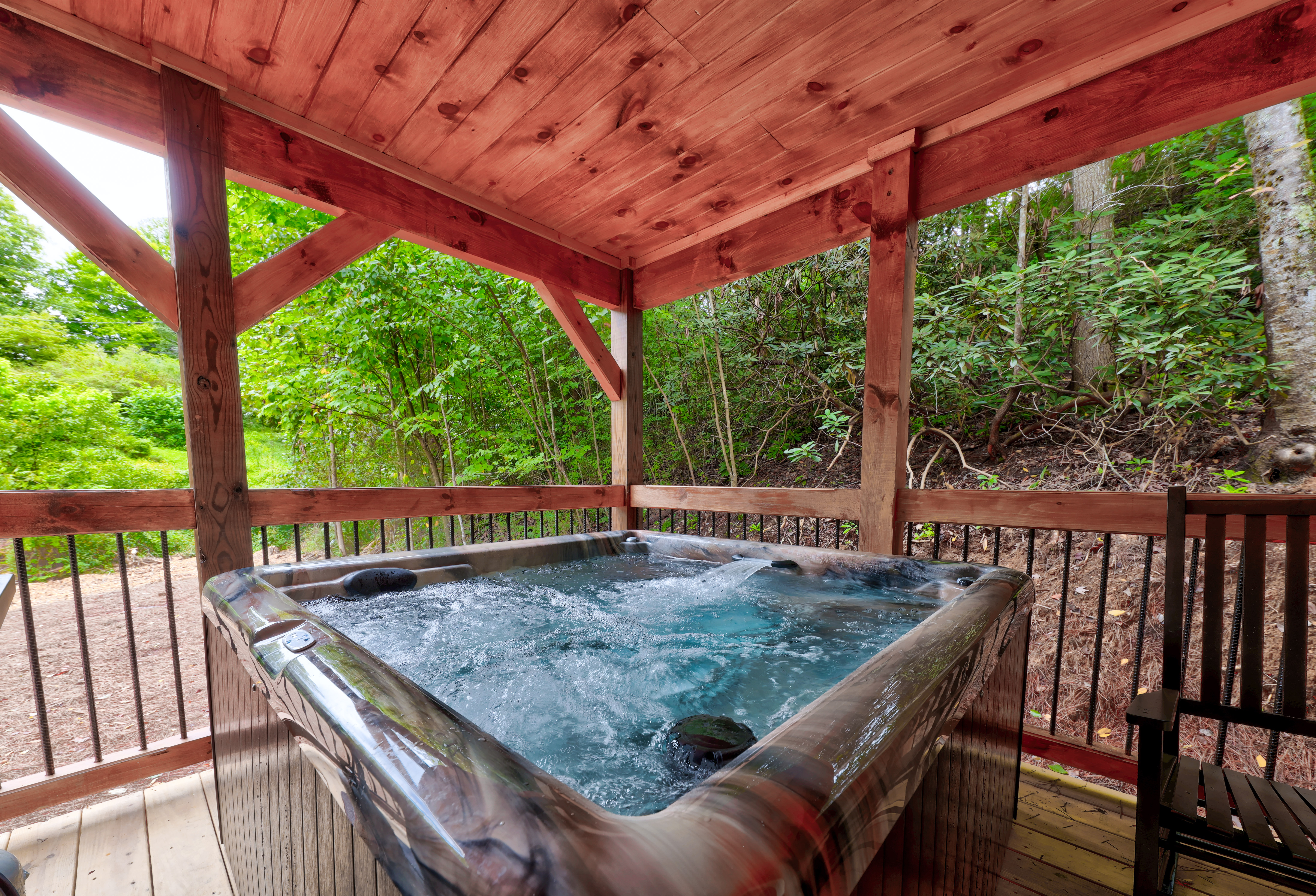 Outdoor Hot Tub 