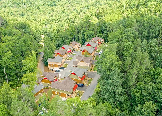 Laurel Estates