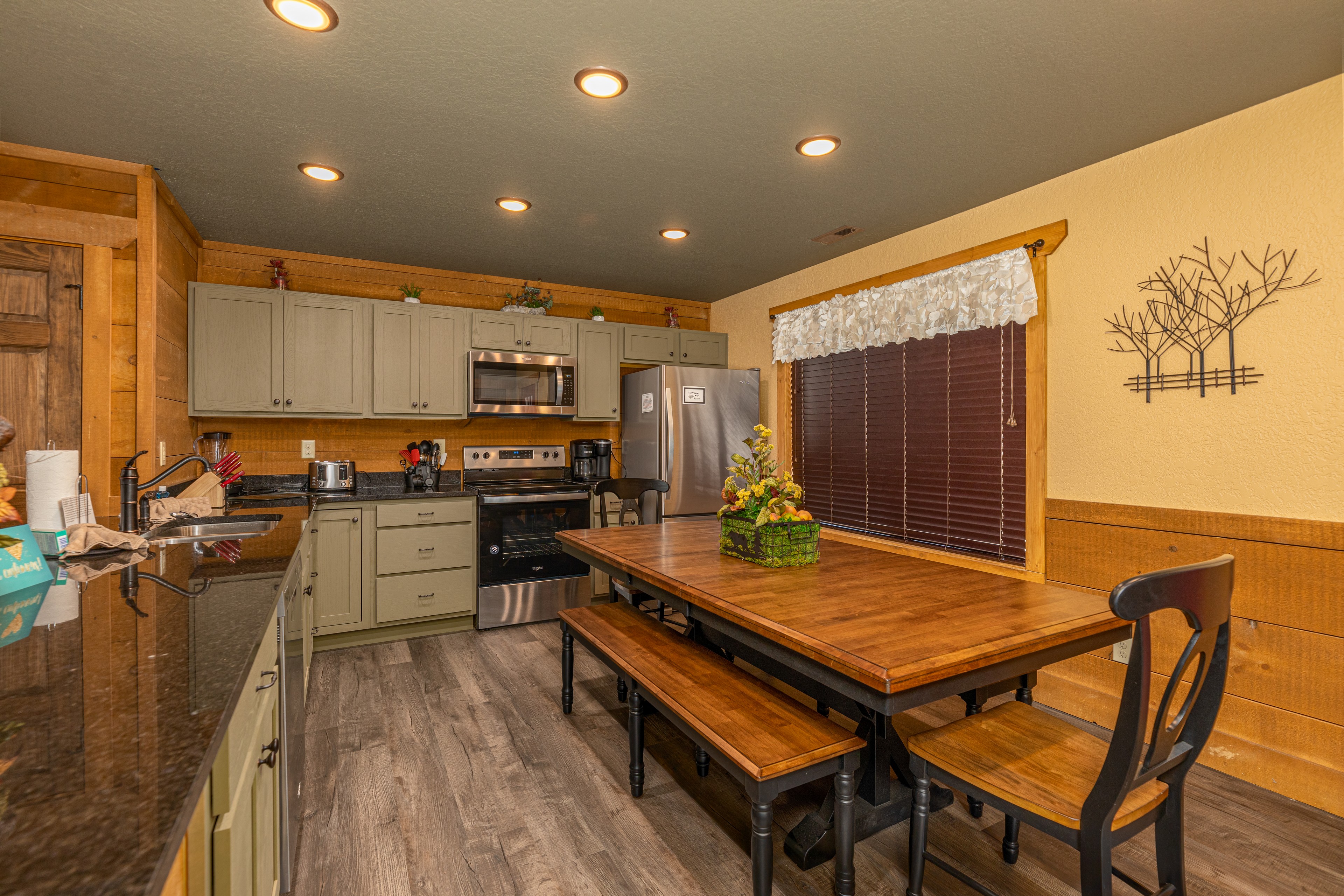 Chateau Bliss | Photo 12