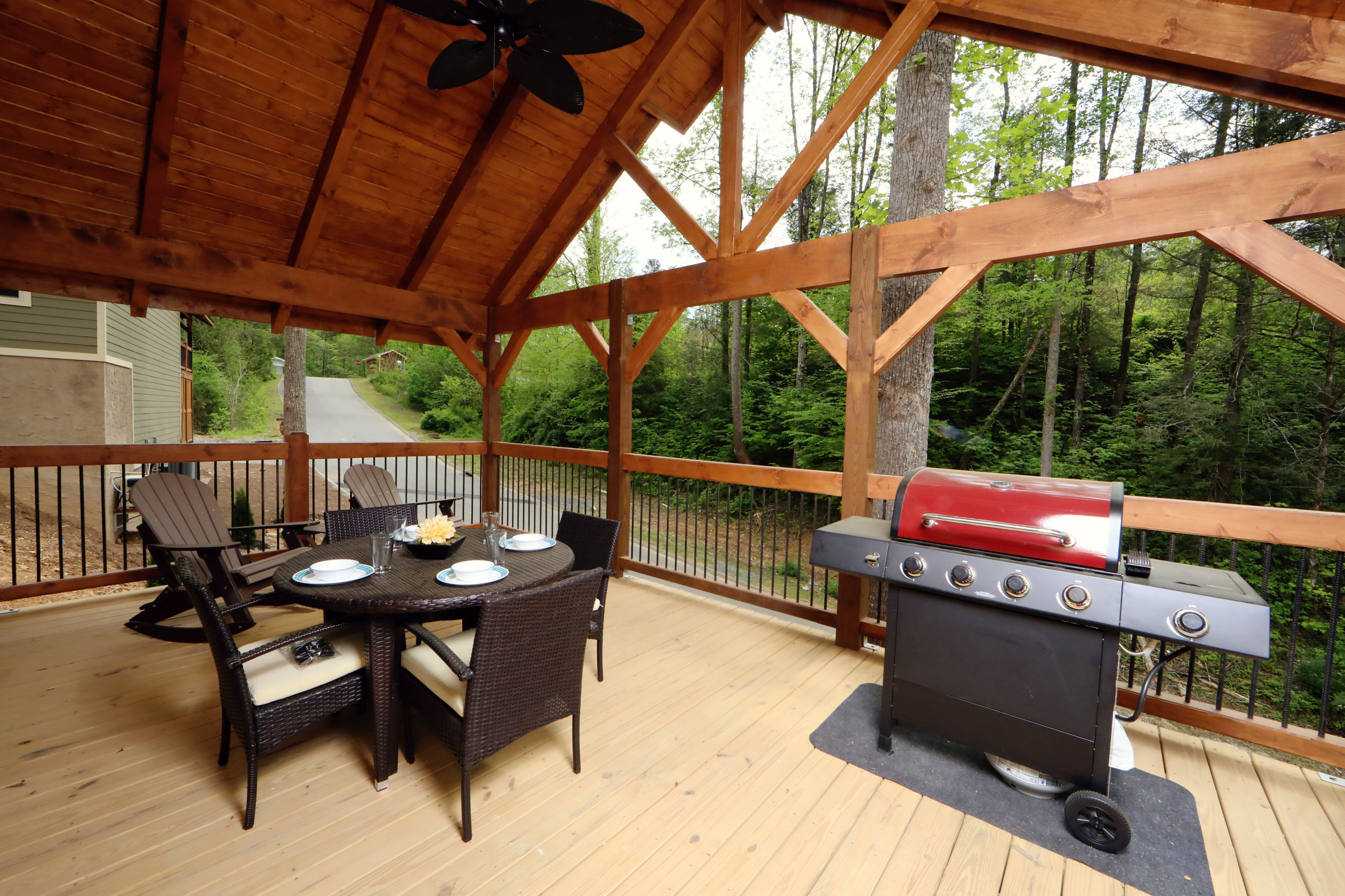 Head Over Hills | Photo 40