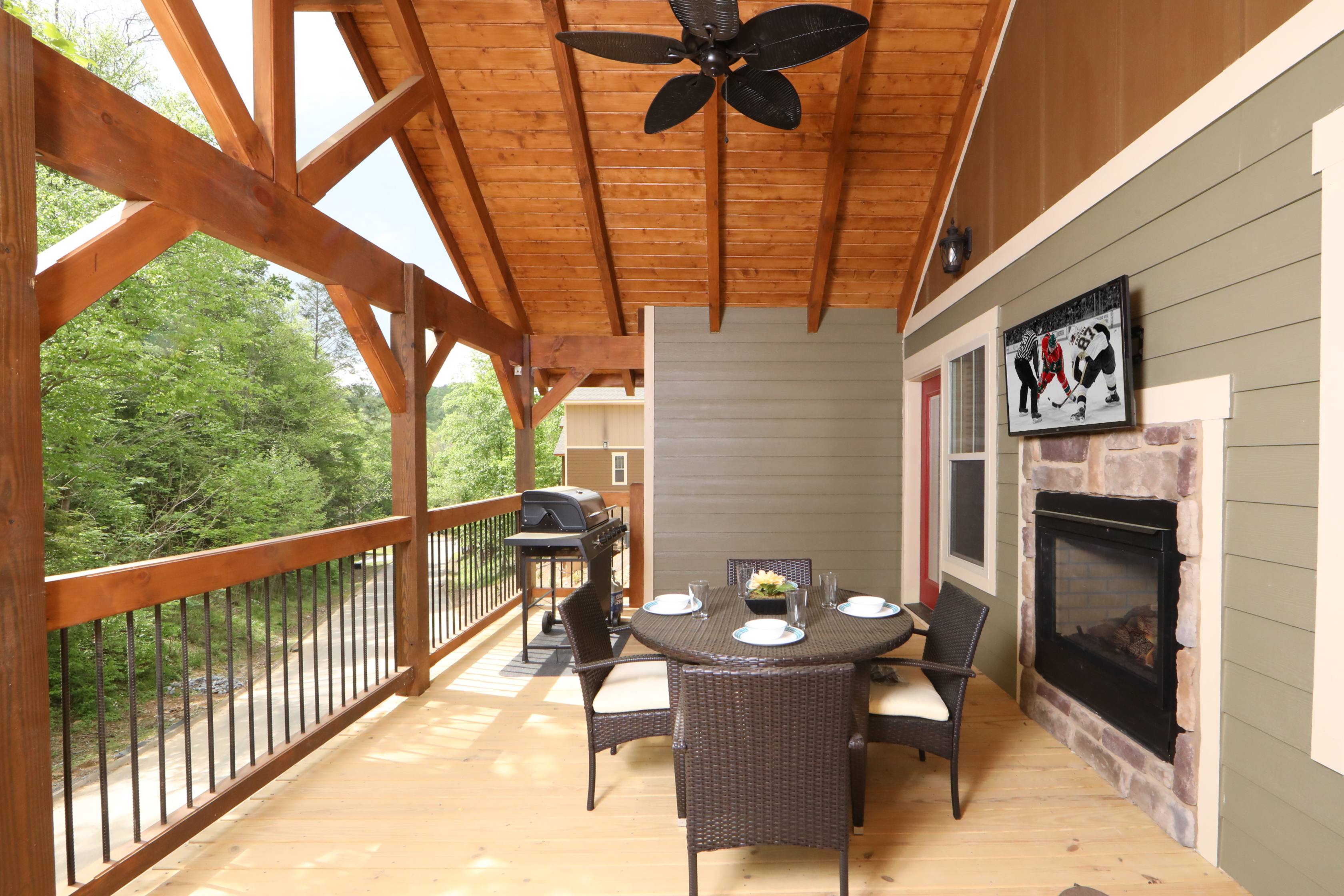 Head Over Hills | Photo 43