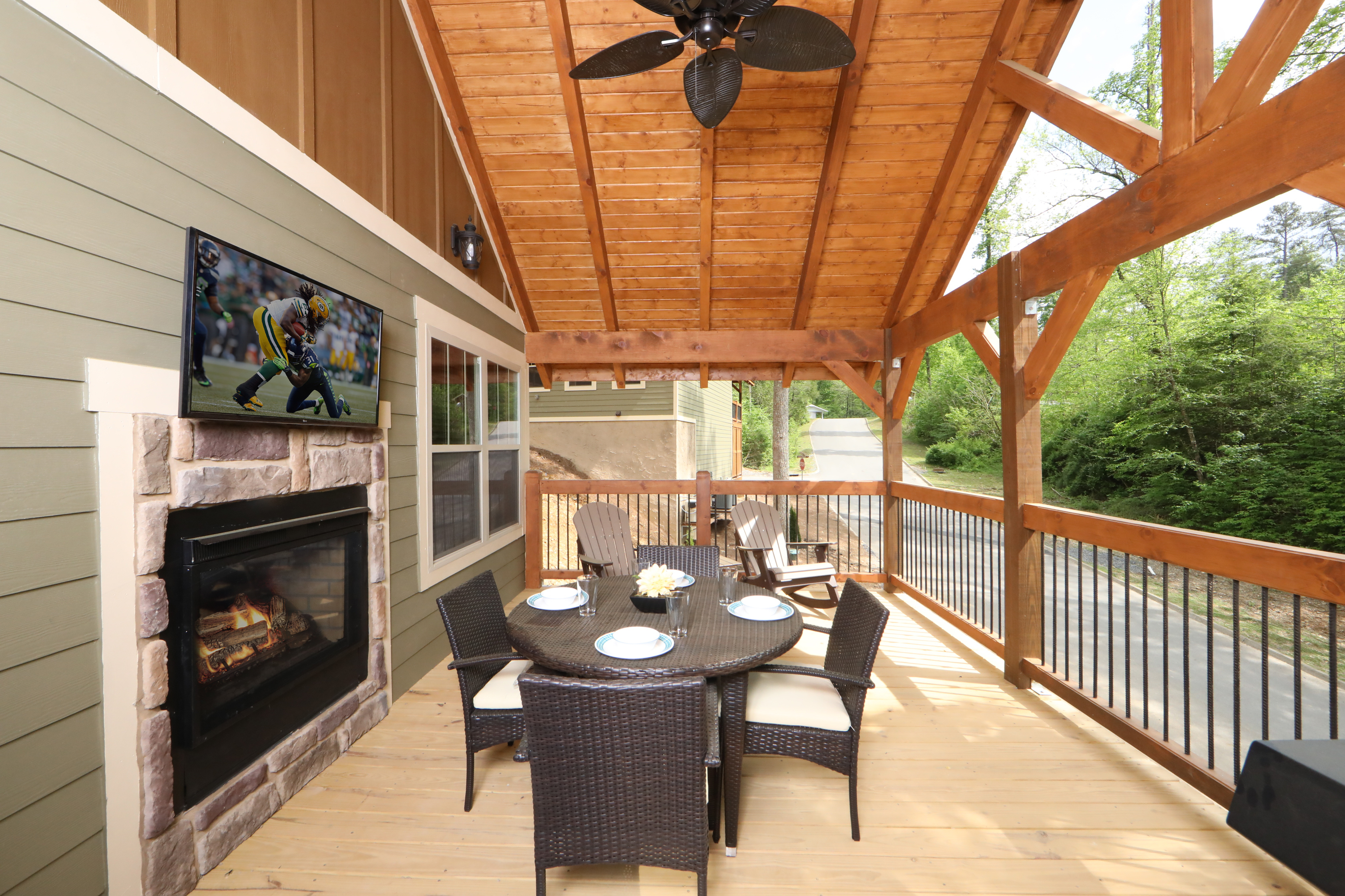 Head Over Hills | Photo 39